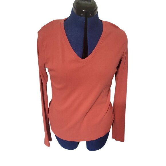 Eddie Bauer Womens V-Neck Long Sleeve Rust Top M 100% Cotton Made In Peru - Picture 2 of 6